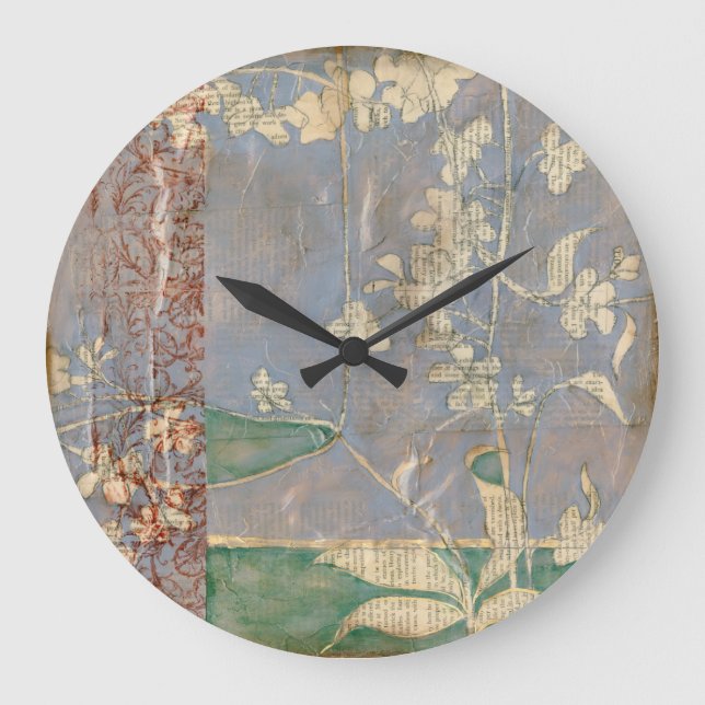 Weiße Blumen auf Zeitungspapier-Hintergrund Große Wanduhr (Vorderseite)