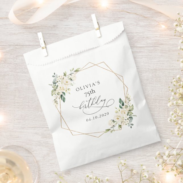 Weiße Blumen, cremefarbene Blumen, Boho, Geburtsta Geschenktütchen (Ausgeschnitten)