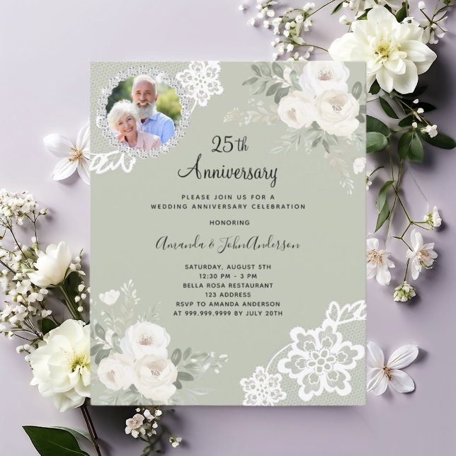 Weiße Blumen Foto 25. Hochzeit (Von Creator hochgeladen)
