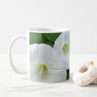 Weiße Blumen Kaffeetasse