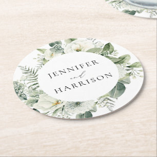 Weiße Blumen und Grün - Personalisierte Hochzeit Runder Pappuntersetzer
