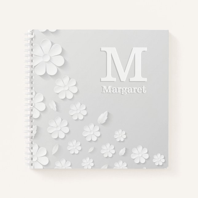 Weiße, blumengeprägte Namensinitialen personalisie Notizbuch (Vorderseite)