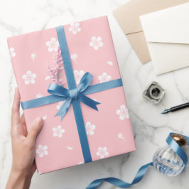Weiße Blüten im Baby-Pink-Muster Geschenkpapier