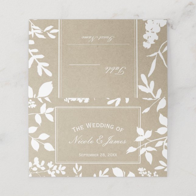 Weiße botanische Blätter Einfache rustikale Hochze Platzkarte (Außenseite Aufgefaltet)