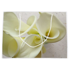 Weiße Calla-Lilien von oben Große Geschenktüte