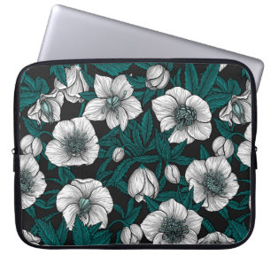 Weiße Christrosen mit blauen Blättern Laptopschutzhülle