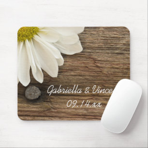 Weiße Daisy- und Braunwaldlandhochzeit Mousepad