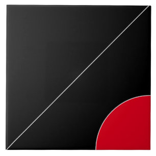 Weiße diagonale Linie auf schwarzer roter Keramikf Fliese