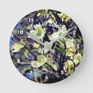 Weiße Dogwood-Blume blühen Personalisiert Runde Wanduhr