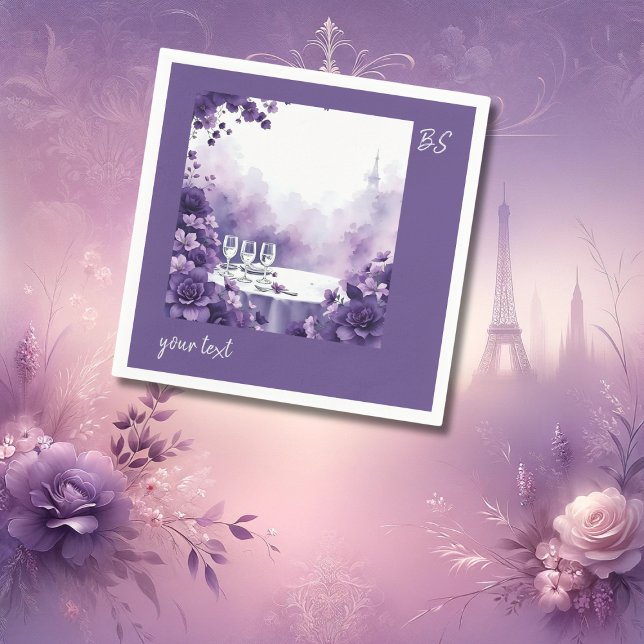 Weiße Eiffelturmhochzeit mit Lila Blüten Serviette (Von Creator hochgeladen)
