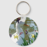 Weiße Ente in Hülsenfrüchten am Keyring