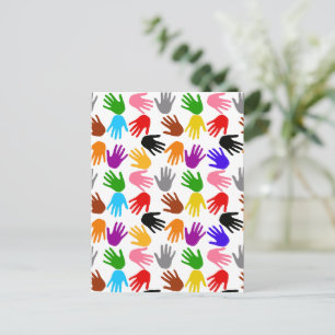 Weiße farbenfrohe Handabdruck-Musterdesign Postkarte
