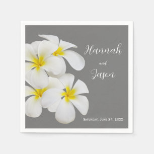 Weiße Frangipani-Blume, mittelgrau, Hochzeit Serviette
