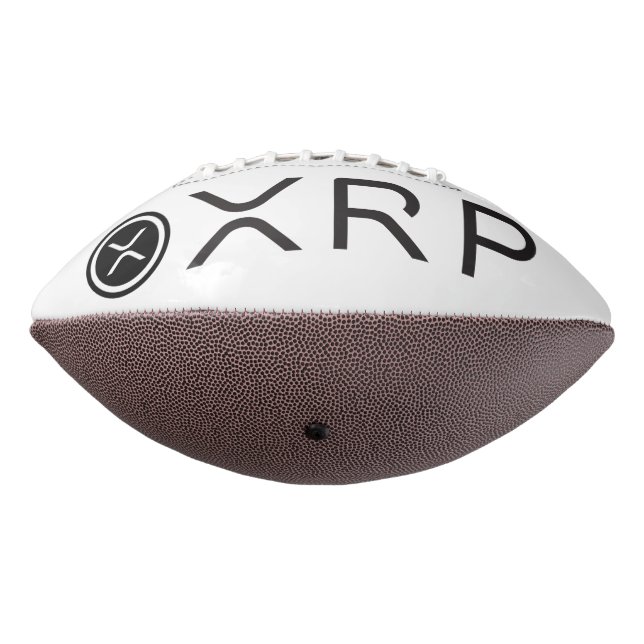 Weiße Fußball mit dem XRP-Logo Football (Gedreht 270)