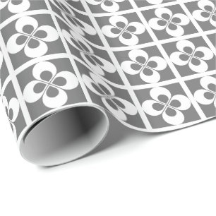 Weiße geometrische Blüten auf Grau Geschenkpapier