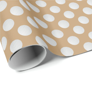 Weiße Golfbälle auf Kamelbraun Geschenkpapier
