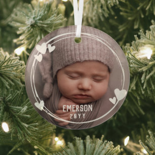 Weiße Herzen Rahmen Baby-Foto mit Namen und Jahr Ornament Aus Glas