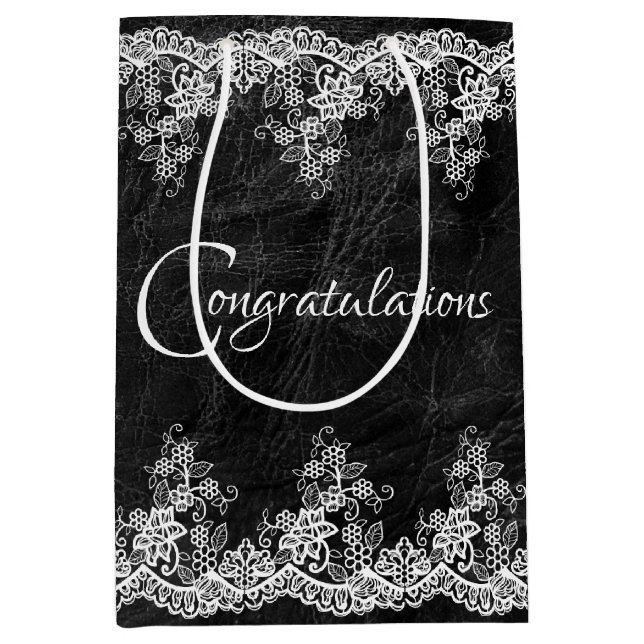 Weiße Hochzeitsstrecke auf Leder Mittlere Geschenktüte (Vorderseite)