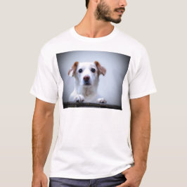Weiße Hündin. Eine solche Süsse. T-Shirt