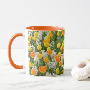 WEISSE HYACINTHS & GELBE UND ORANGE TULIPS TASSE