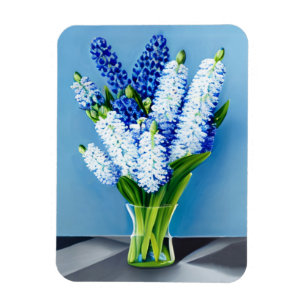 Weiße Hyazinthen in einer Glasvase auf blau Magnet