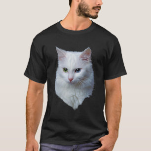Weiße Katze mit blauen und grünen Augen T-Shirt