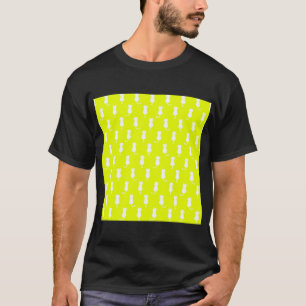 Weiße Katze Polka Dot Muster Abgeschieden auf Gelb T-Shirt