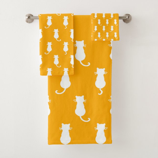 Weiße Katze Polka Dot Muster Abgeschieden auf Mand Badhandtuch Set (Insitu)