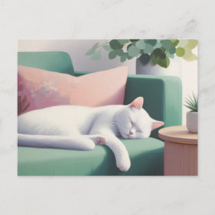 Weiße Katze schlafend auf grüner Couch / Katzenlie Postkarte