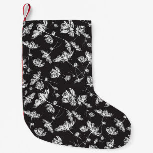 Weiße Kosmosblumen: isoliertes Muster. Kleiner Weihnachtsstrumpf