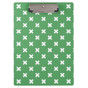 Weiße Kreuzstiche auf grün Klemmbrett