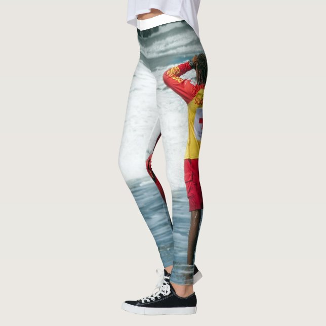 Weiße Leggings für den Strand (Links)