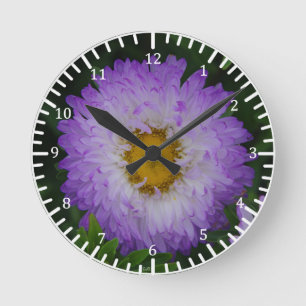 Weiße lila Matsumoto-Blumenuhr Runde Wanduhr