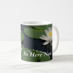 Weiße Lotus-Seerosen Tasse