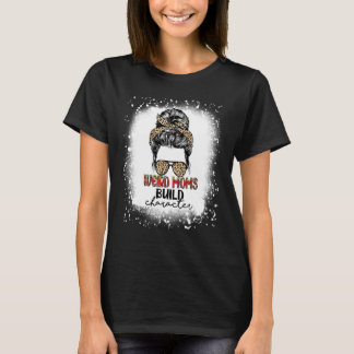 Weiße Mamas erstellen Leopard Messy Bun Mothe T-Shirt