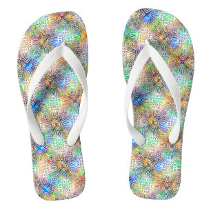 Weiße Mandala-Muster über farbenfrohe Juwelentöne Flip Flops