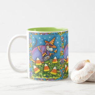 WEIßE MAUS IM CANDY CORN GARTEN, BUNT & SÜß ZWEIFARBIGE TASSE
