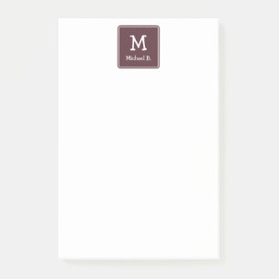 Weiße Monogramm und Name auf staubigem Burgunderro Post-it Klebezettel