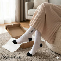 Weiße nachhaltige Crew-Socken mit individuellem Na