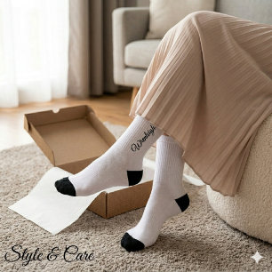 Weiße nachhaltige Crew-Socken mit individuellem Na Socken