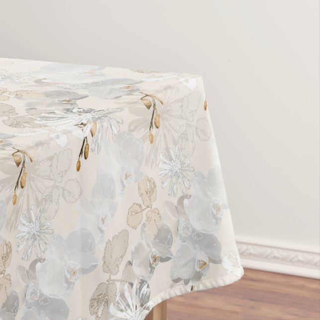 Weiße Orchideen auf hellem Creme Tischdecke (Beispiel)