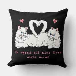 Weiße persische Katzen mit Herzklopfen Kissen