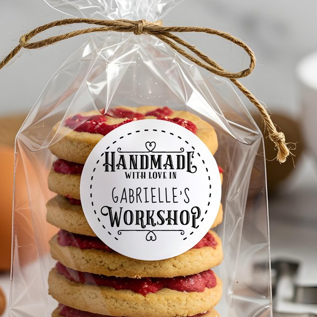 Weiße Personalisierte Handarbeit mit Liebe in Work Runder Aufkleber (White Personalized Handmade with Love in Workshop Classic Round Sticker)