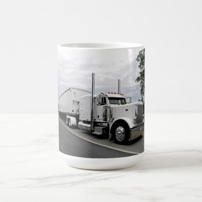 Weiße Peterbilt 379 Tasse (Mittel)