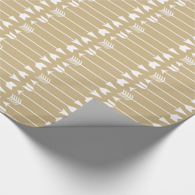 Weiße Pfeile auf klassischem kakifarbigem Geschenkpapier (Ecke)