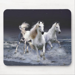 Weiße Pferde Mousepad
