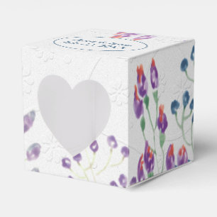 Weiße Prägung mit Wasserfarben-Blumen Geschenkschachtel