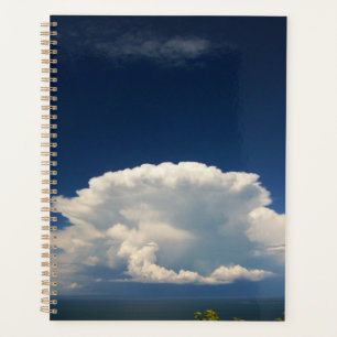 Weiße Puffy-Wolke Planer