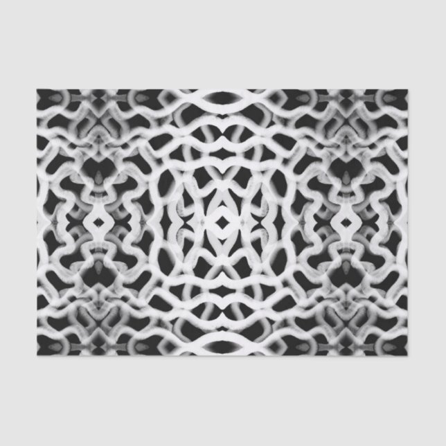 Weiße Rohrleitung auf schwarz Seidenpapier (Vorderseite)