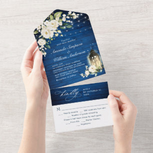 Weiße Rosen königblaue Holzlaterne Hochzeit All In One Einladung